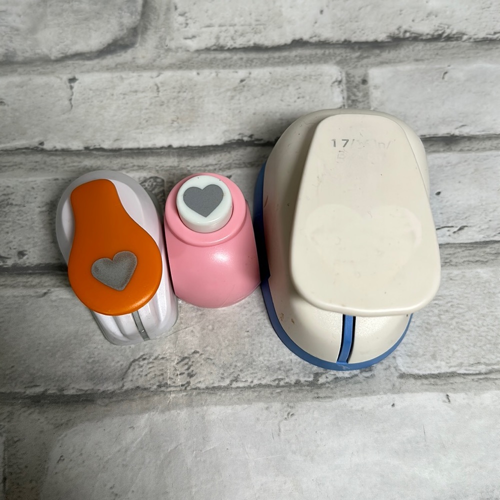 3 heart paper punches